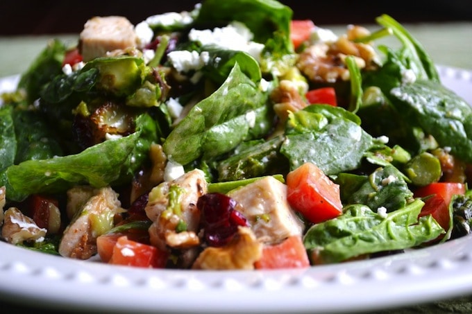 Spinach and Chicken Salad with Goat Cheese | stuckonsweet.com