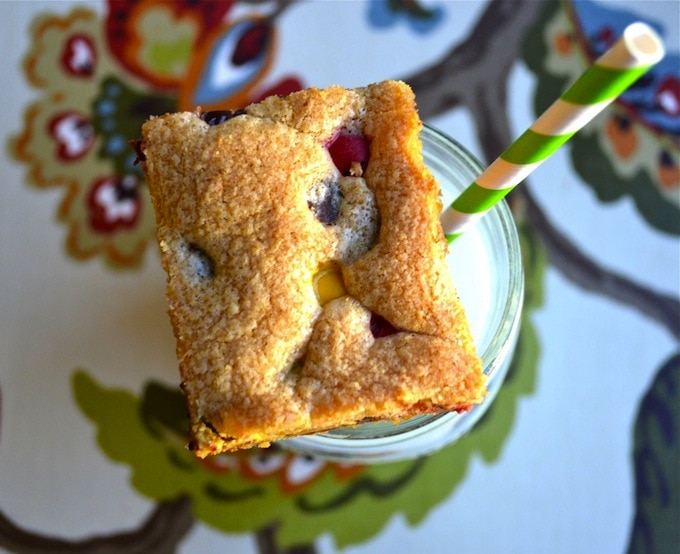 Peanut Butter m&m Chocolate Chip Cookie Bars | stuckonsweet.com