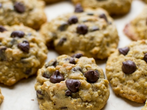 Rich chocolate chip cookies, freshly baked with gooey chocolate chips, perfect for dessert or snack. Made with quality ingredients and a homemade touch for ultimate sweetness.