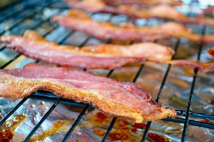 How to cook bacon in the oven 