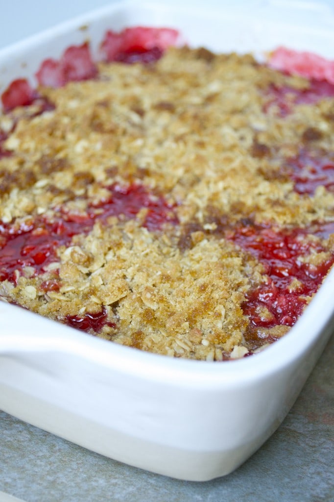 strawberry rhubarb crisp 3