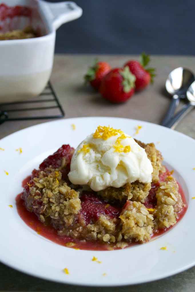 strawberry rhubarb crisp 5