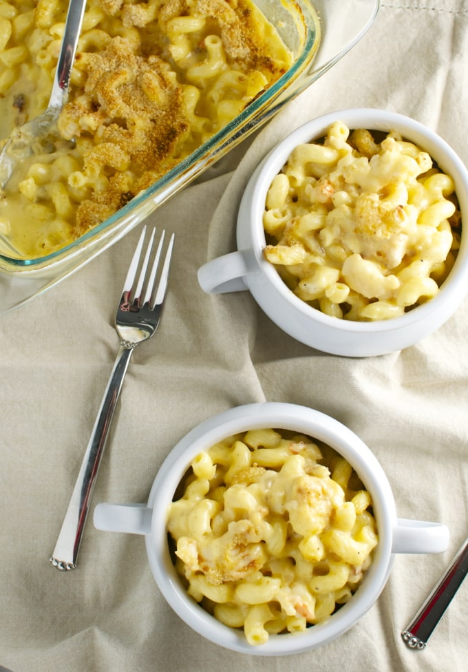 Lobster Macaroni and Cheese | stuckonsweet.com