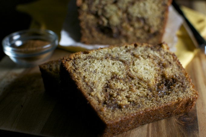 Cinnamon Swirl Banana Bread | stuckonsweet.com