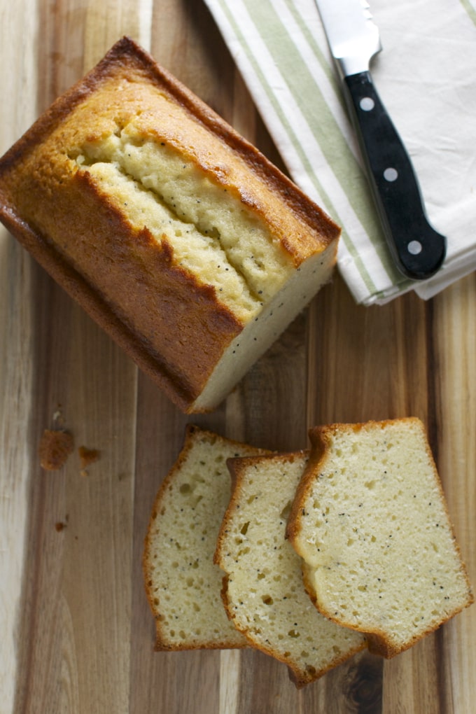 Poppy Seed Bread | stuckonsweet.com