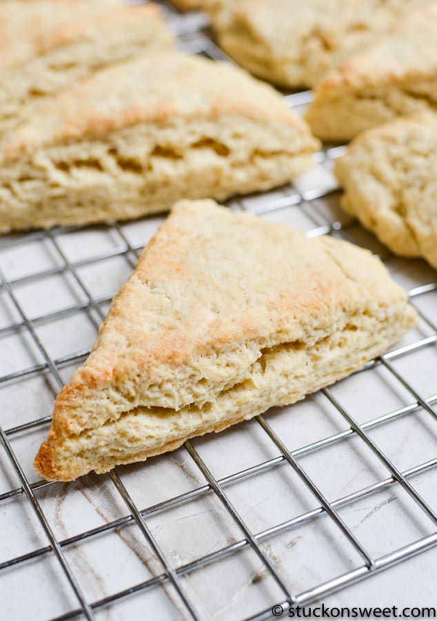 Baked vanilla scone