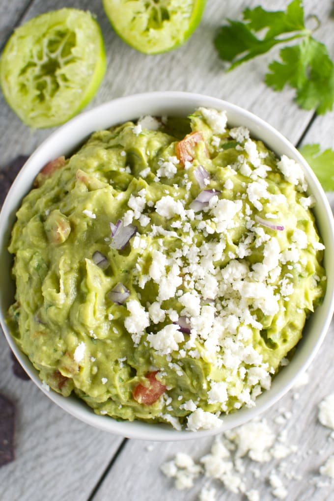 The Best Guacamole Recipe | www.stuckonsweet.com