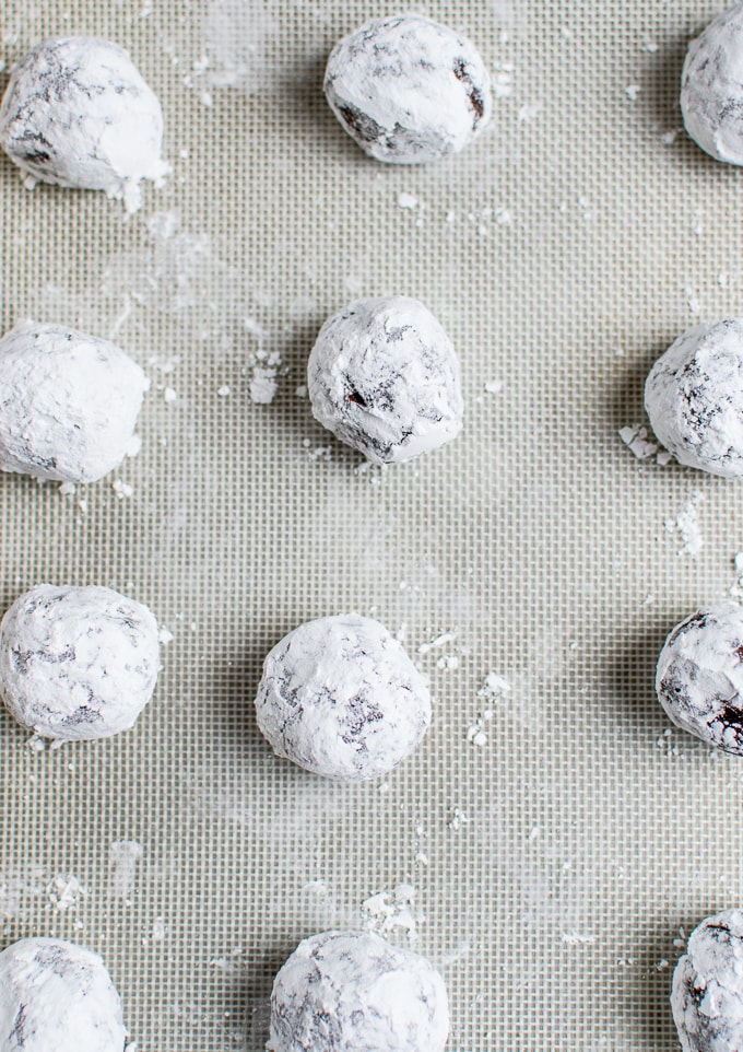 Chocolate Crinkle Cookies rolled into balls