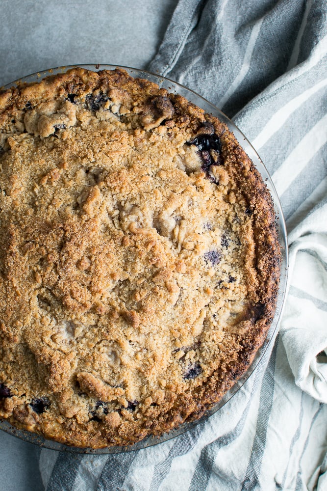 Golden berry crumble pie with a crumbly topping and baked fruit filling, perfect for desserts or family gatherings. Made with fresh berries and a buttery crust.