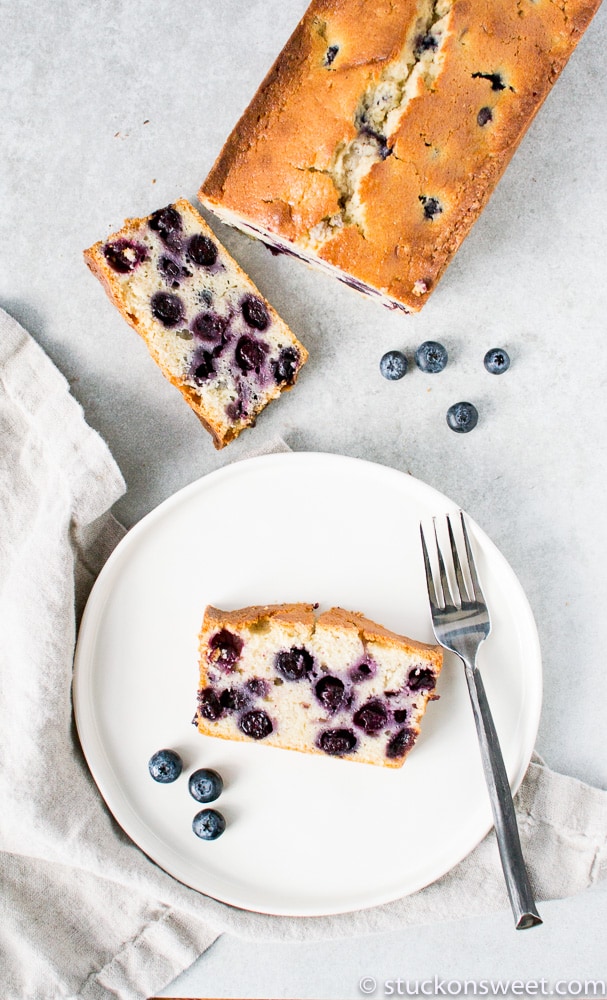 Moist blueberry crumb cake with fresh blueberries, homemade dessert perfect for breakfast or snack.