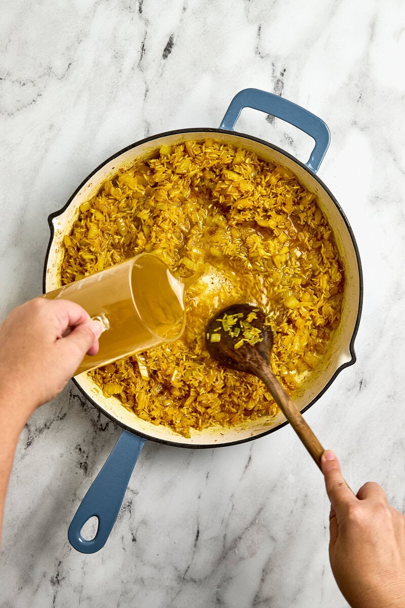One Pan Coconut Curry Rice with Spinach and Chicken