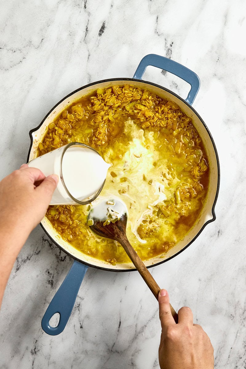One Pan Coconut Curry Rice with Spinach and Chicken