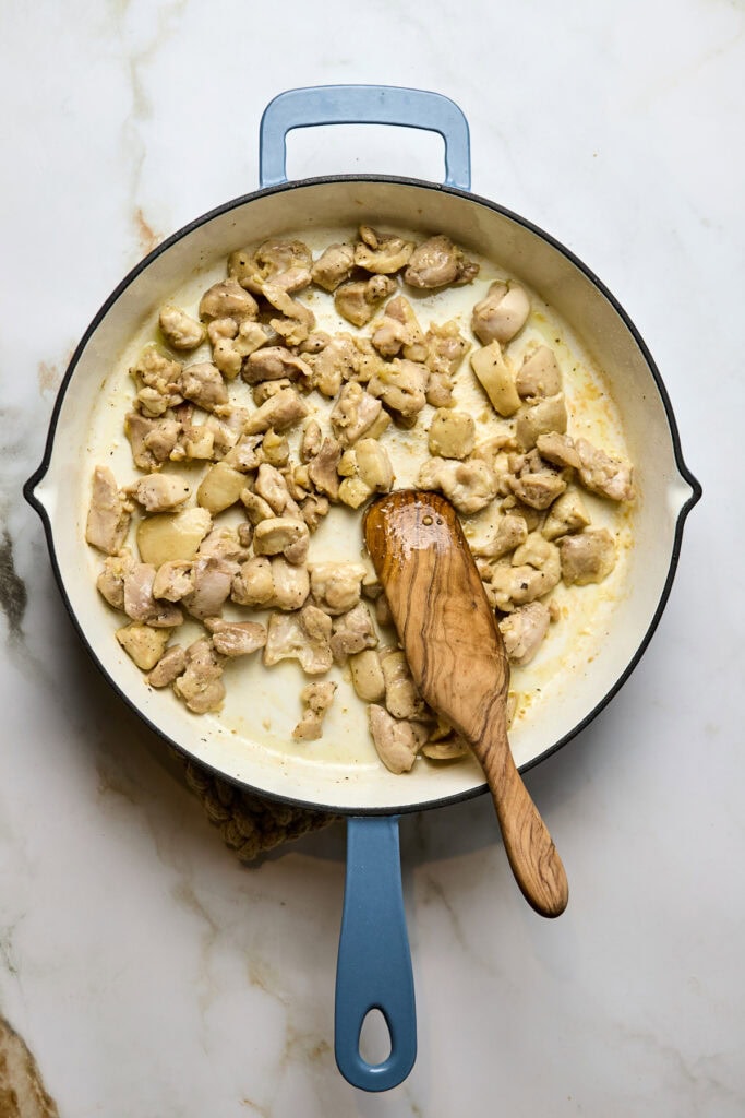 Delicious homemade chicken stroganoff cooked with tender chicken, creamy sauce, and savory seasonings, perfect for comfort food lovers. Great for family dinners or meal prep, this hearty dish is a creamy, flavorful favorite.