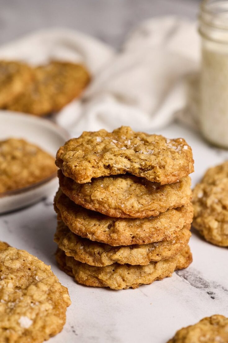 Delicious soft and chewy brown butter oatmeal cookies made with brown butter, perfect for snacking or dessert. These cookies feature a golden-brown crust and a tender, flavorful interior, ideal for cookie lovers.