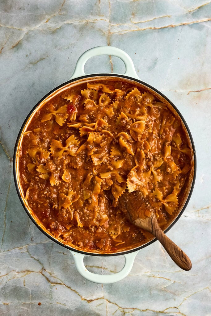 One-pot tomato ricotta pasta with ground beef served for a family dinner